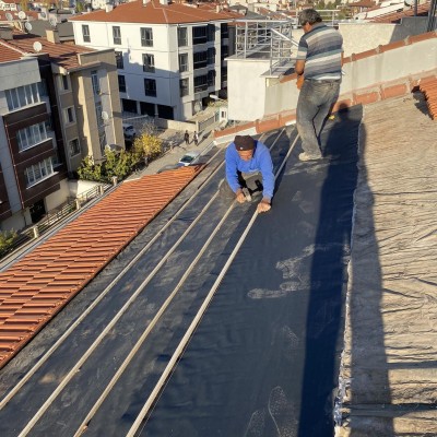 Çatı ve Oluk İşleri: Evinizi Koruyan En Önemli Yapı Elemanları